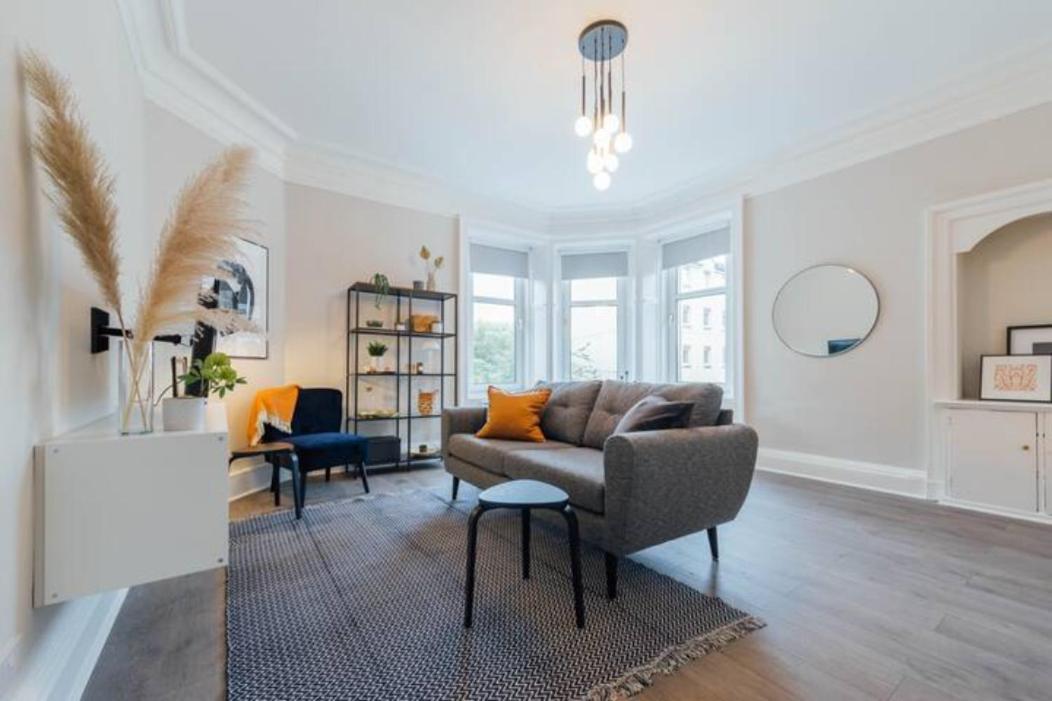 Stylish Stirling Apartment - Free Parking Exterior photo